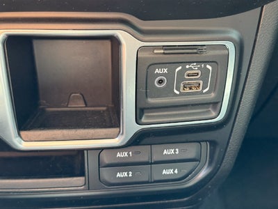 2022 Jeep Gladiator Willys