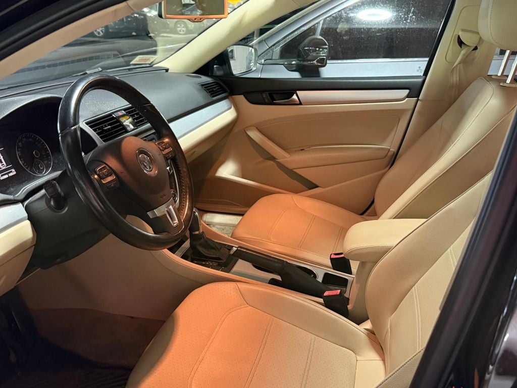2013 Volkswagen Passat 2.5 SE