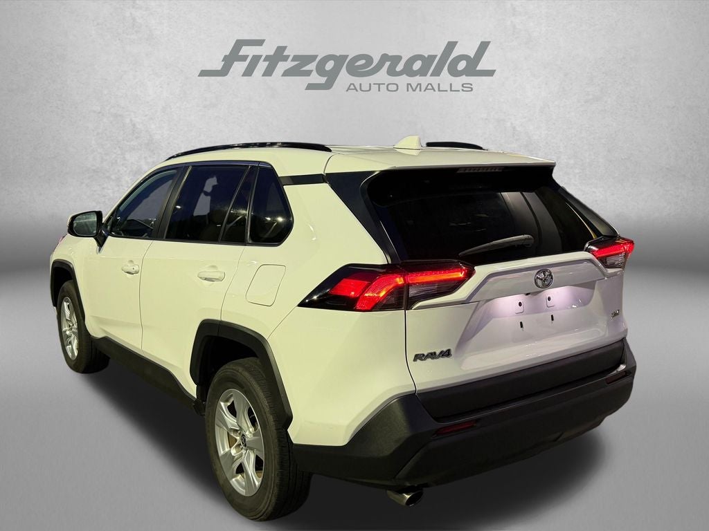 2020 Toyota RAV4 XLE