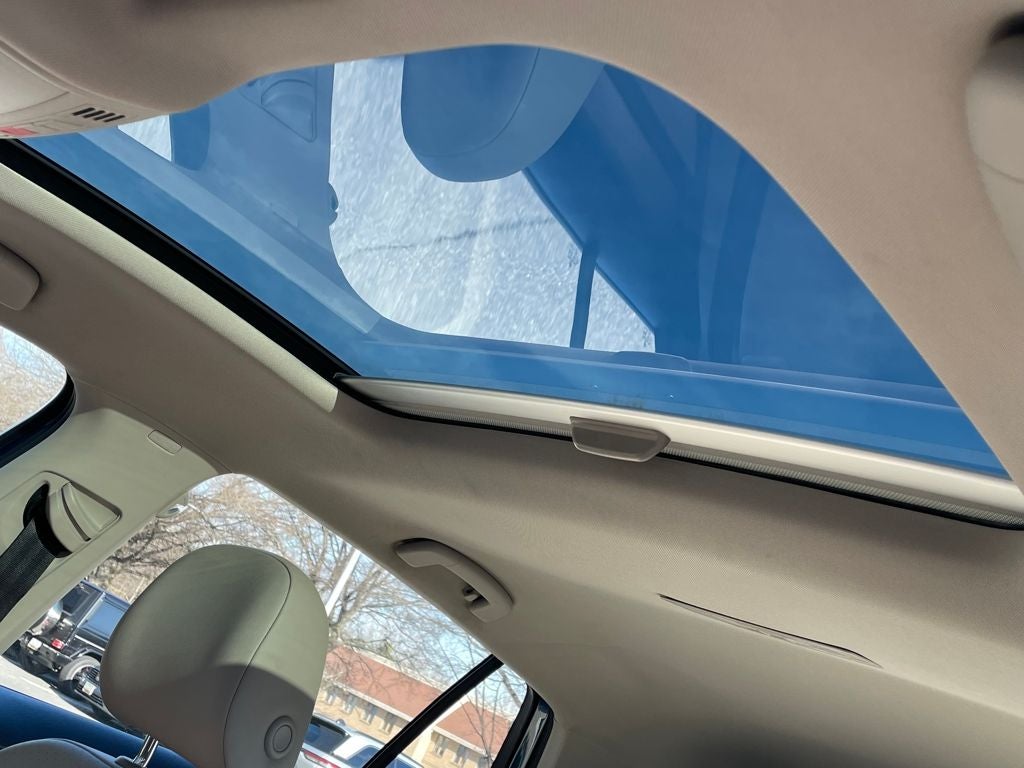 2017 Volkswagen Golf TSI SEL 4-Door