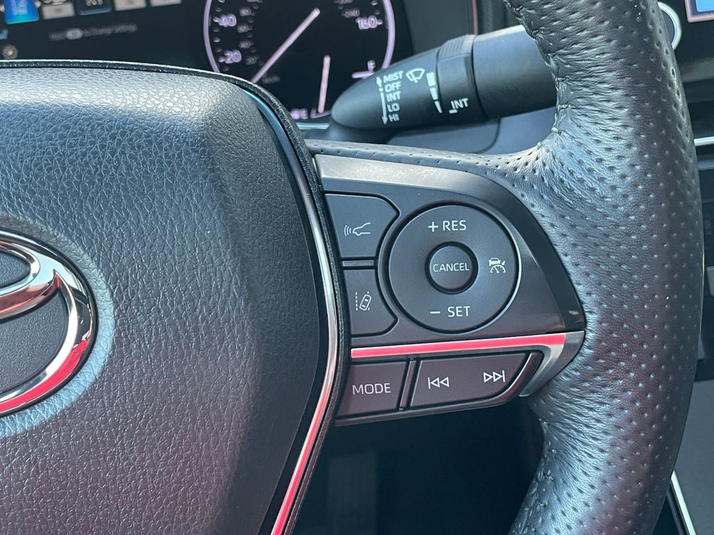 2022 Toyota Avalon Hybrid Limited