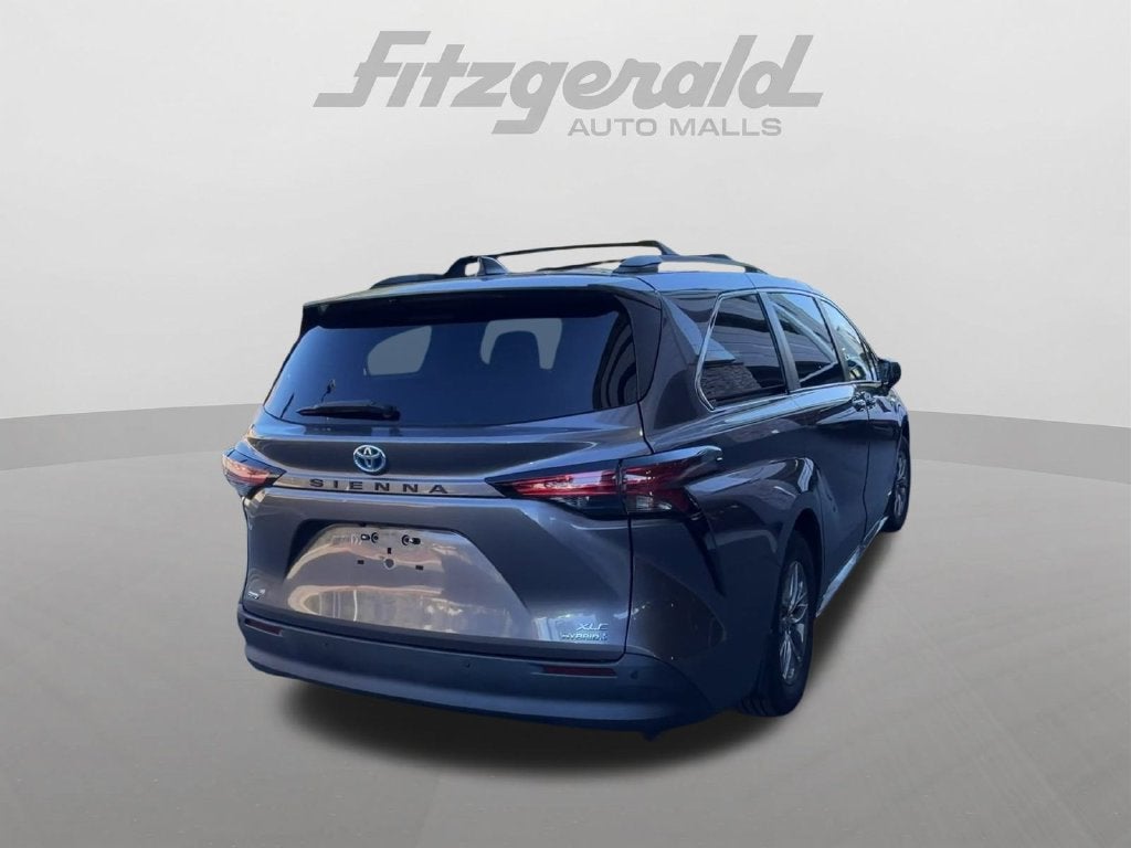 2021 Toyota Sienna XLE 7 Passenger