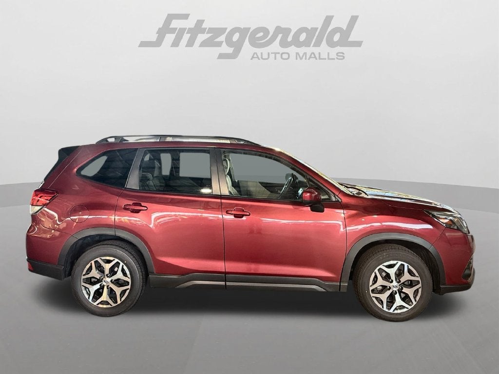 2024 Subaru Forester Premium