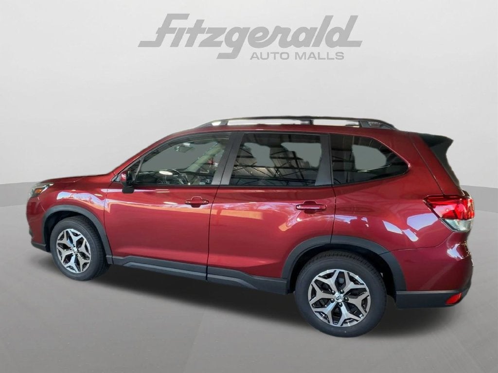 2024 Subaru Forester Premium