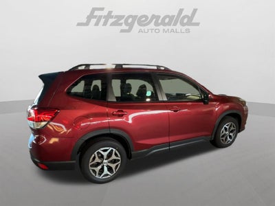 2024 Subaru Forester Premium