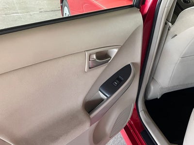 2014 Toyota Prius Two