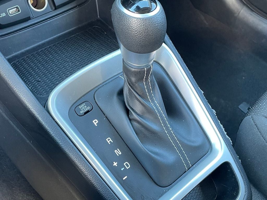 2022 Hyundai Venue SE