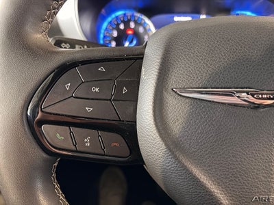 2024 Chrysler Pacifica Touring