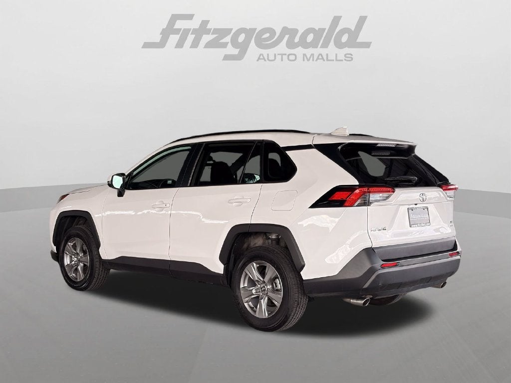 2025 Toyota RAV4 XLE