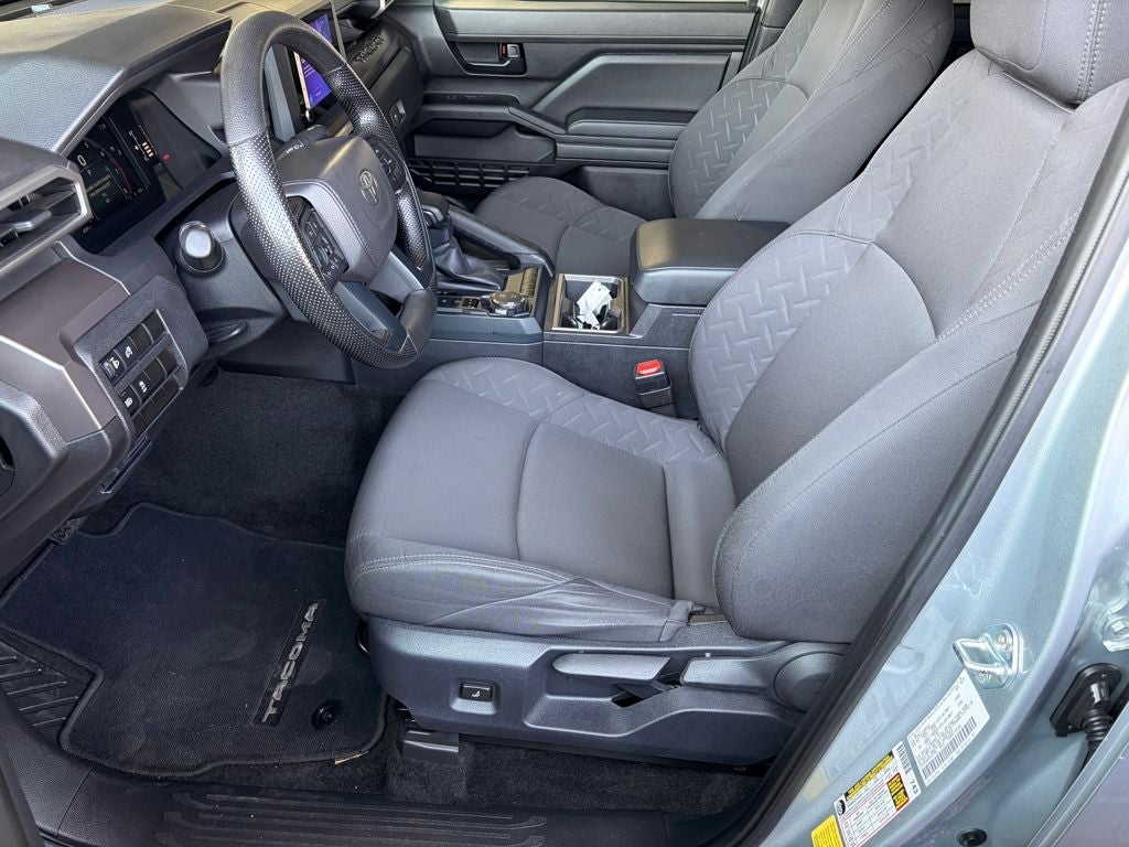 2025 Toyota TACOMA SR5 SR5