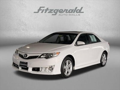 2014 Toyota CAMRY SE