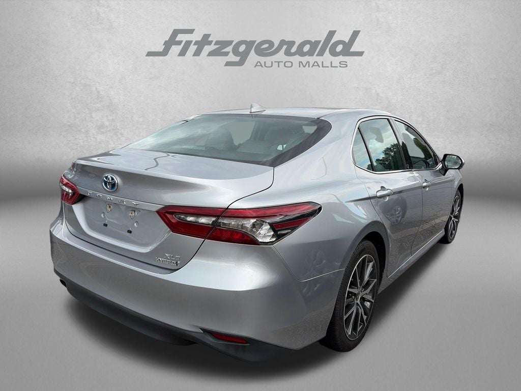 2023 Toyota Camry Hybrid XLE