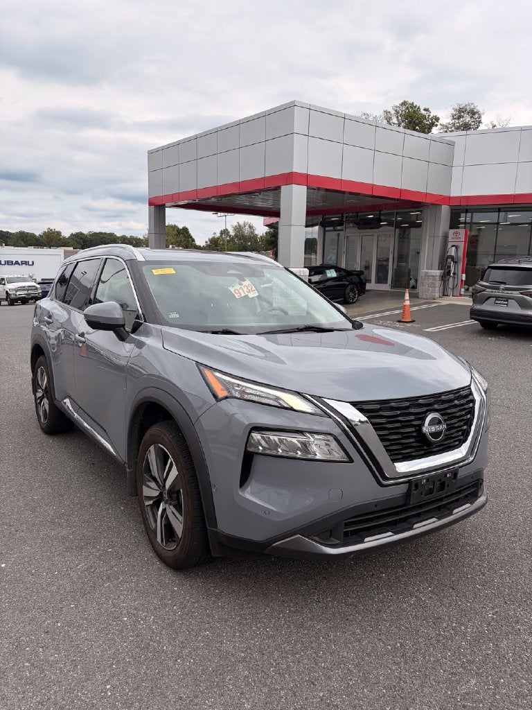 2023 Nissan Rogue SL