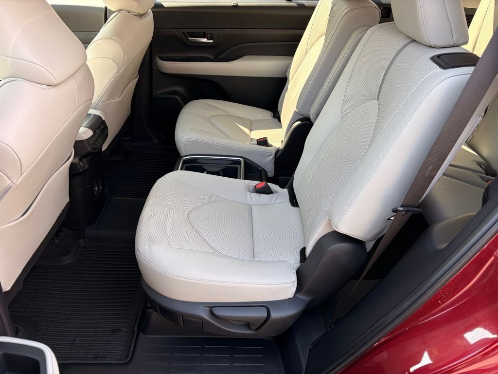2024 Toyota GRAND HIGHLANDER Platinum