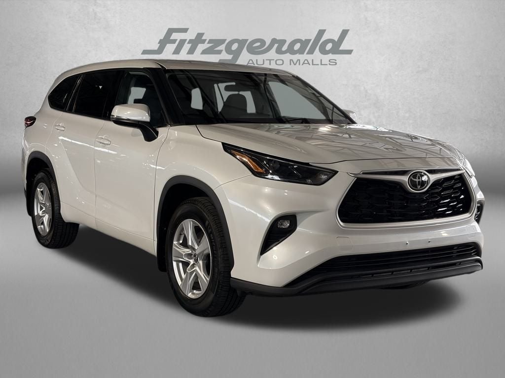 2022 Toyota HIGHLANDER LE