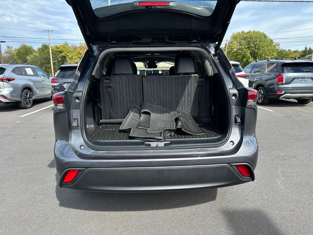 2022 Toyota HIGHLANDER HYBRD XLE