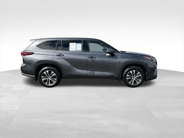 2022 Toyota HIGHLANDER HYBRD XLE