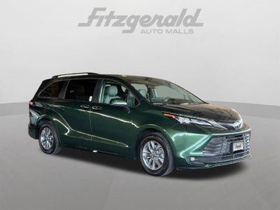 2026 Toyota Sienna XLE 7 Passenger