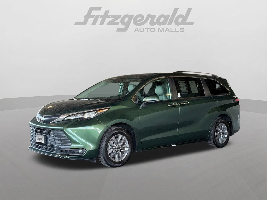 2026 Toyota Sienna XLE 7 Passenger