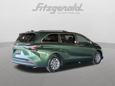 2026 Toyota Sienna XLE 7 Passenger