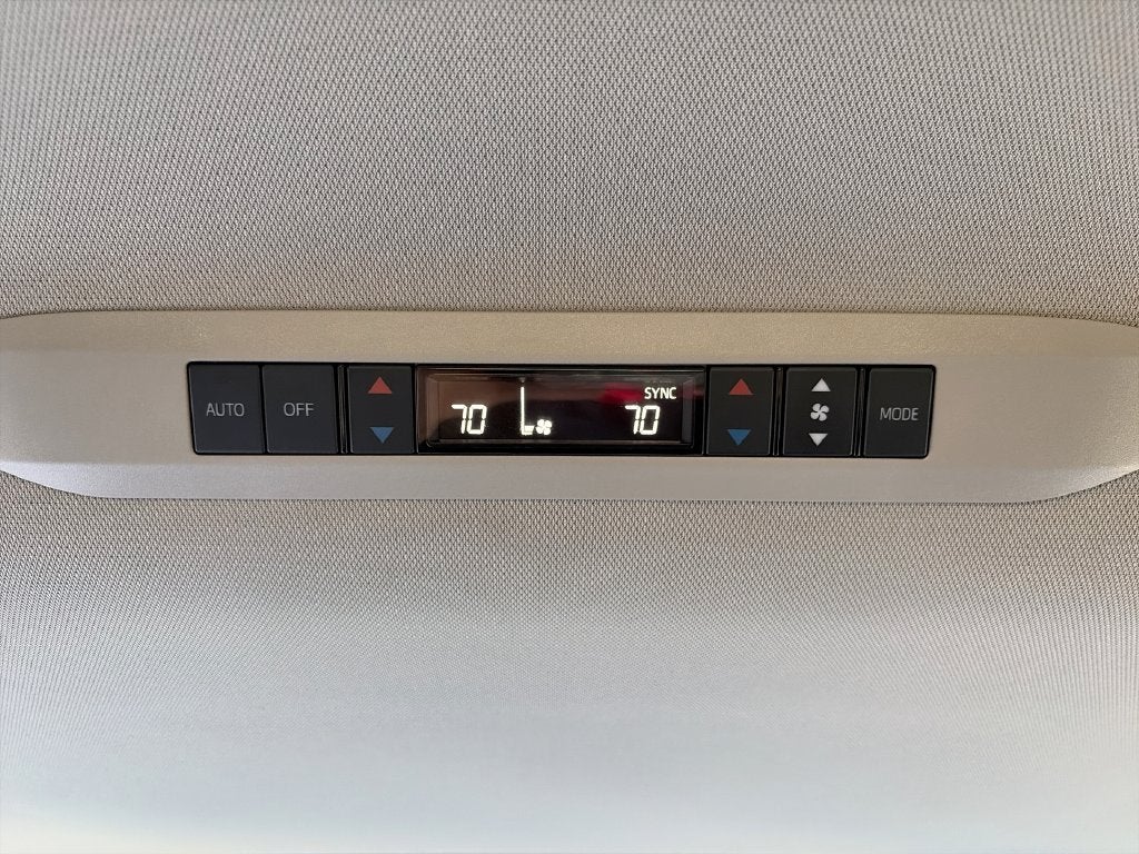 2026 Toyota Sienna XLE 7 Passenger