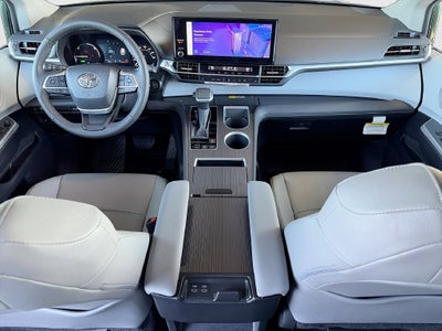 2026 Toyota Sienna XLE 7 Passenger