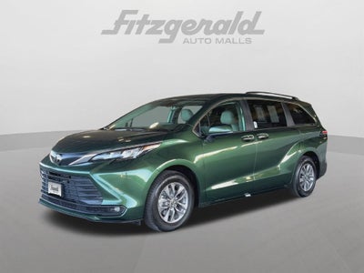 2026 Toyota Sienna XLE 7 Passenger
