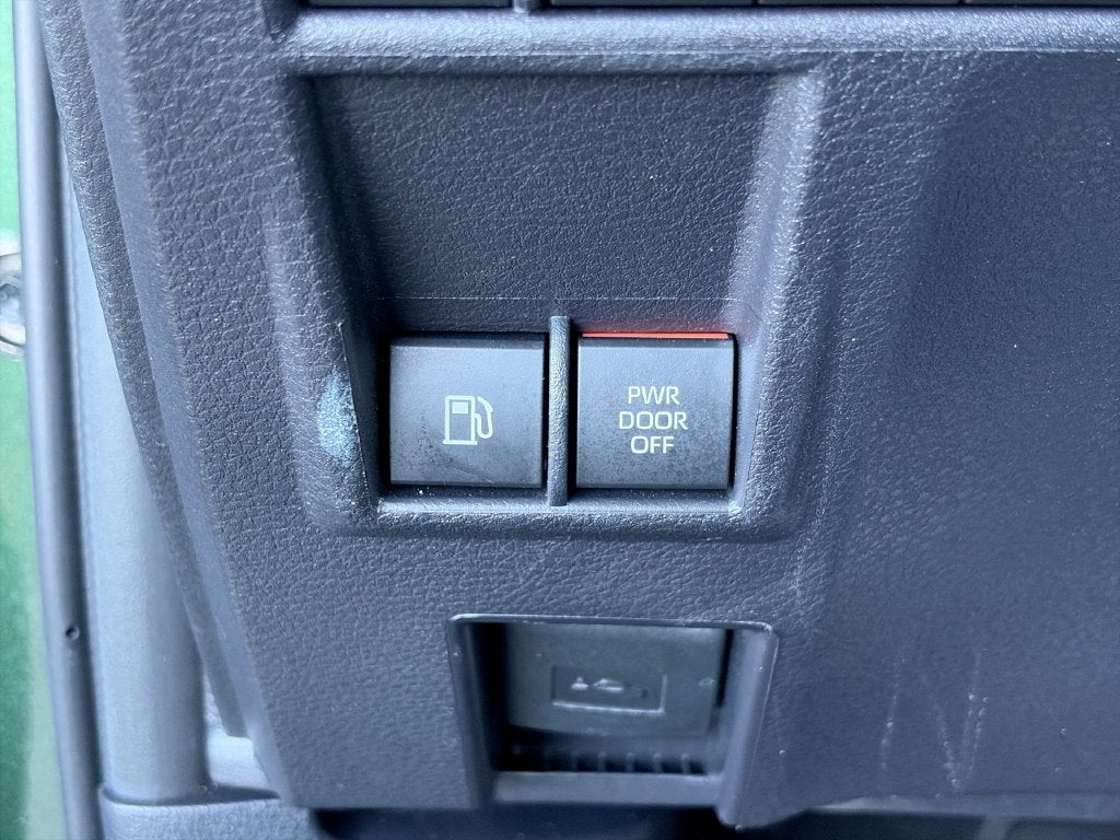 2026 Toyota Sienna XLE 7 Passenger