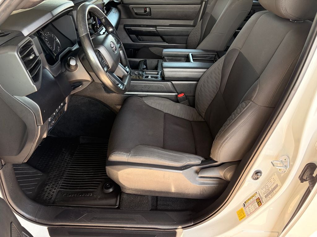 2025 Toyota TUNDRA 4X4 SR
