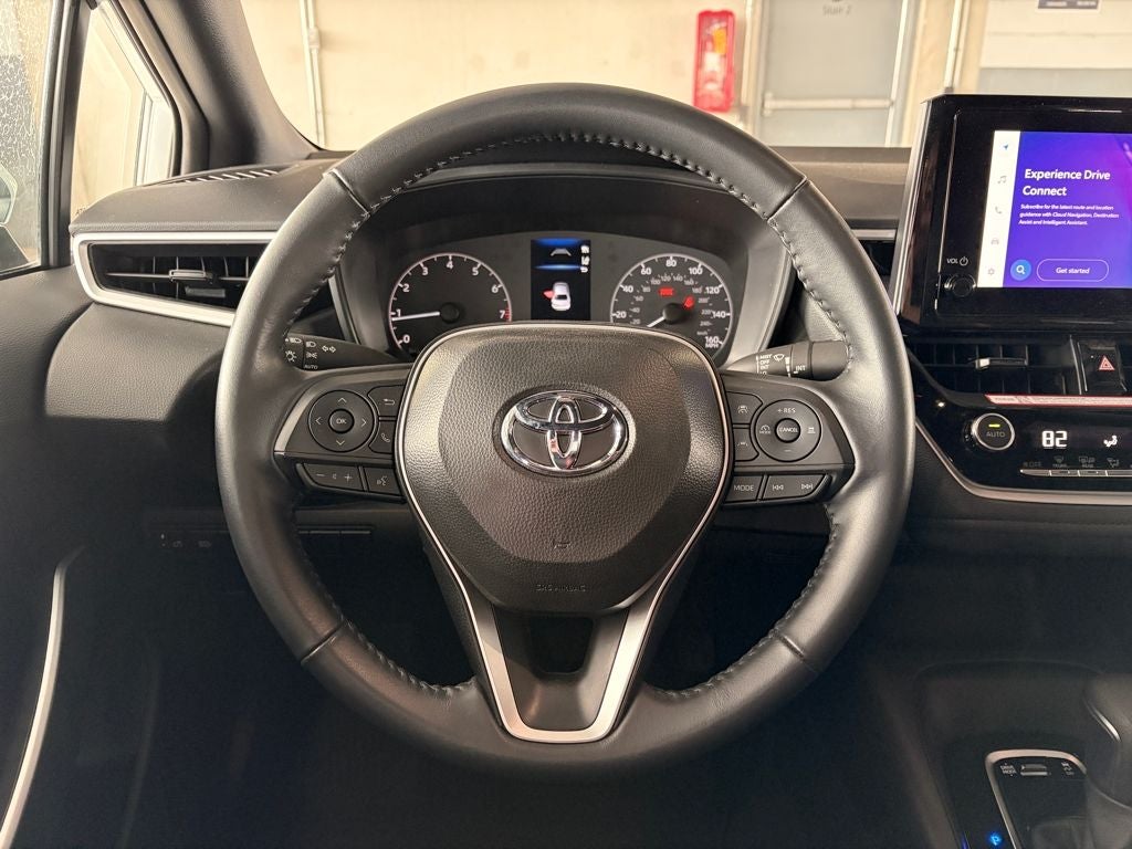 2025 Toyota COROLLA SE