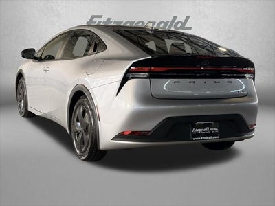 2025 Toyota PRIUS LE