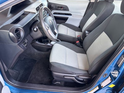 2012 Toyota PRIUS c Two