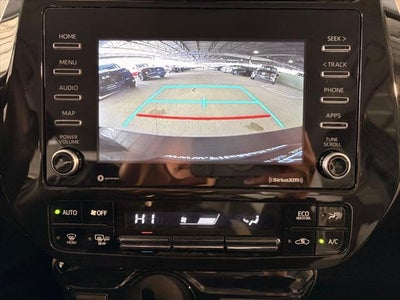 2022 Toyota PRIUS XLE AWD-e