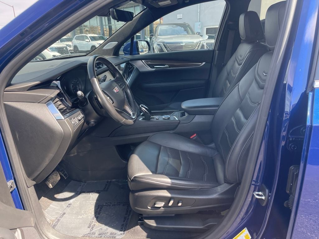 2023 Cadillac XT6 Premium Luxury