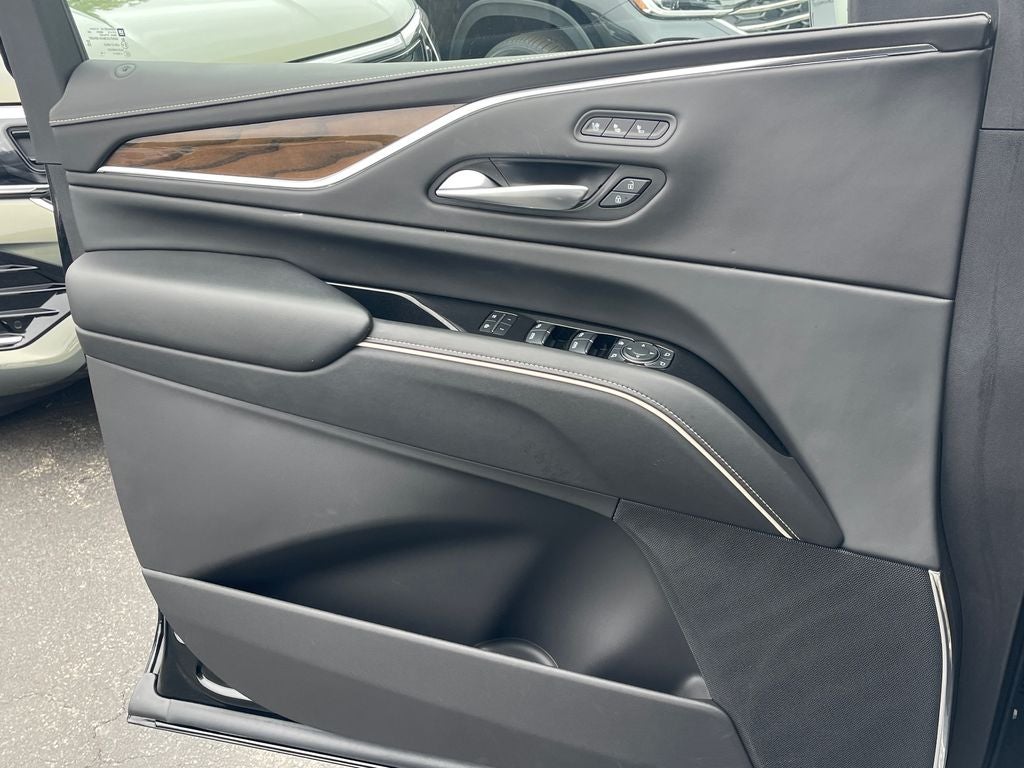 2024 Cadillac Escalade ESV Sport Platinum