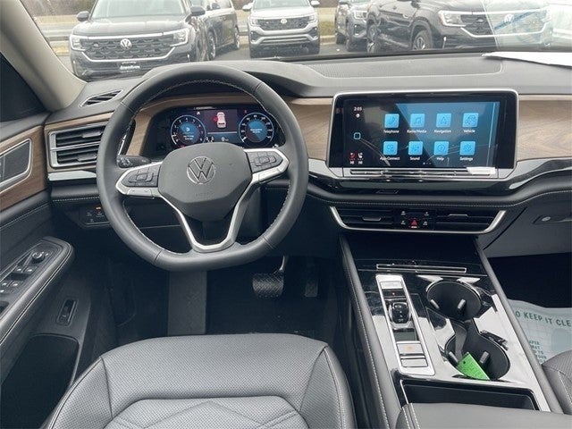 2026 Volkswagen Atlas 2.0T SE w/ Technology
