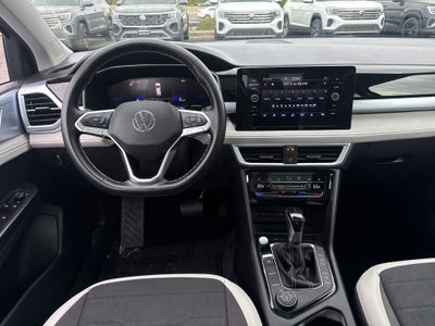 2025 Volkswagen Taos 1.5T SE