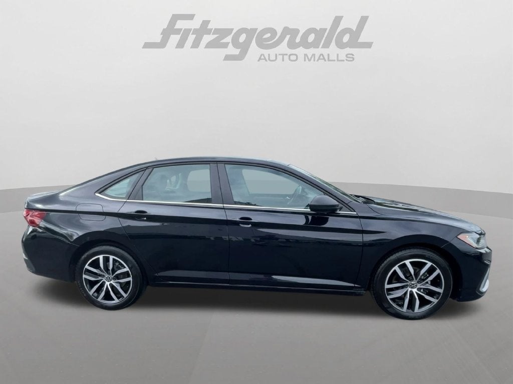2025 Volkswagen Jetta 1.5T SE