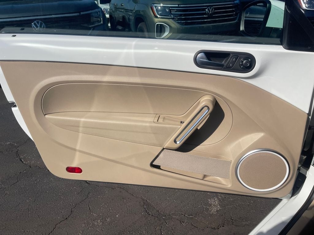 2018 Volkswagen Beetle 2.0T SE