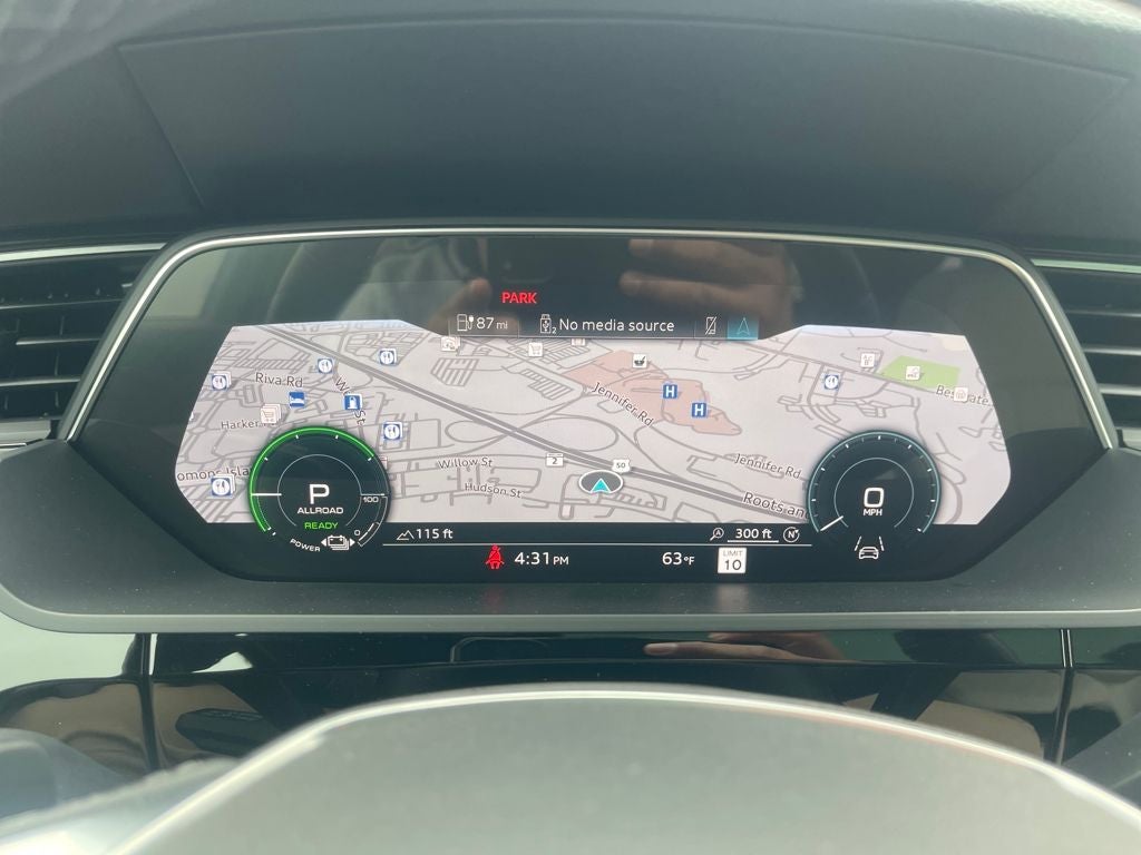 2024 Audi Q8 Sportback e-tron Premium Plus S line quattro