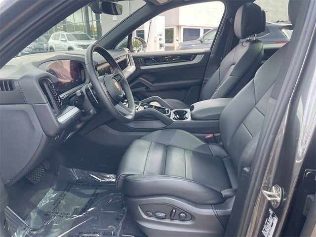 2024 Porsche Cayenne Base