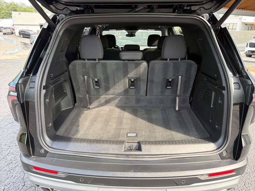 2025 Chevrolet Traverse LT 2LT