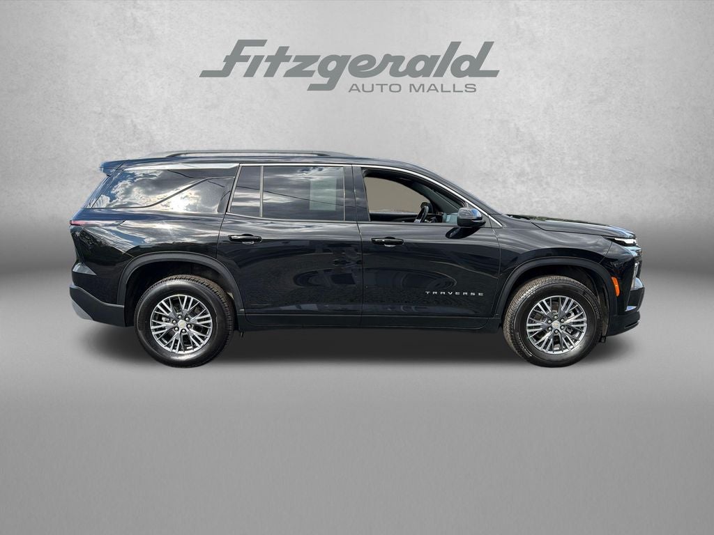 2025 Chevrolet Traverse LT 2LT