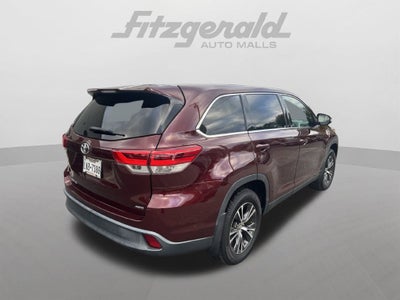 2019 Toyota Highlander LE
