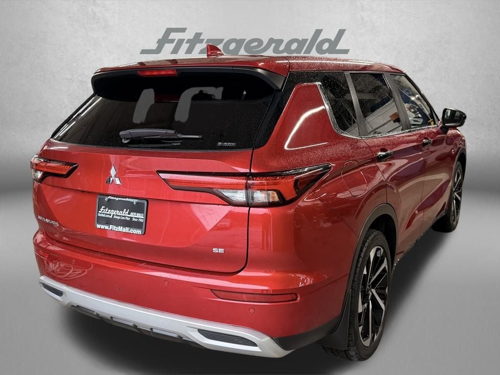 2022 Mitsubishi Outlander SE Launch Edition