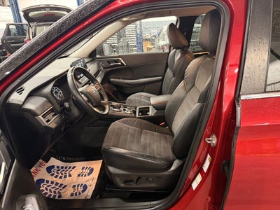 2022 Mitsubishi Outlander SE Launch Edition