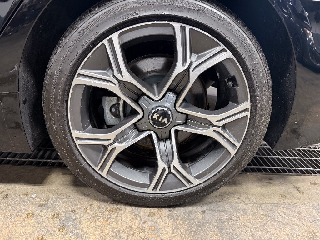2021 Kia Stinger GT-Line