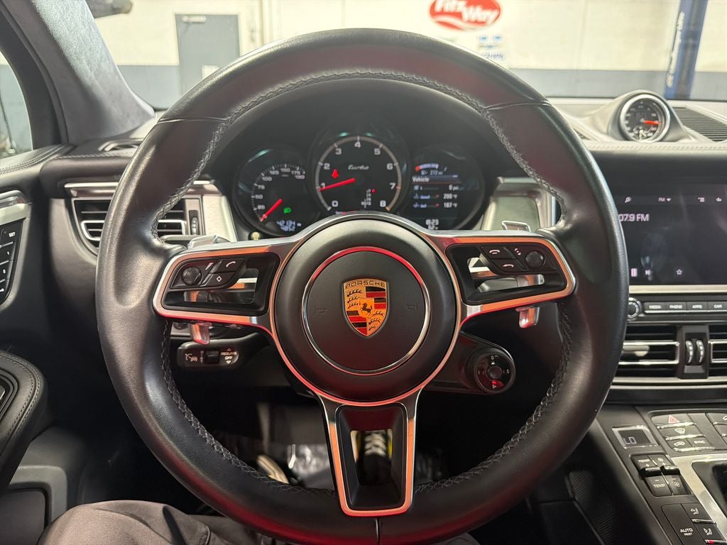 2020 Porsche Macan Turbo