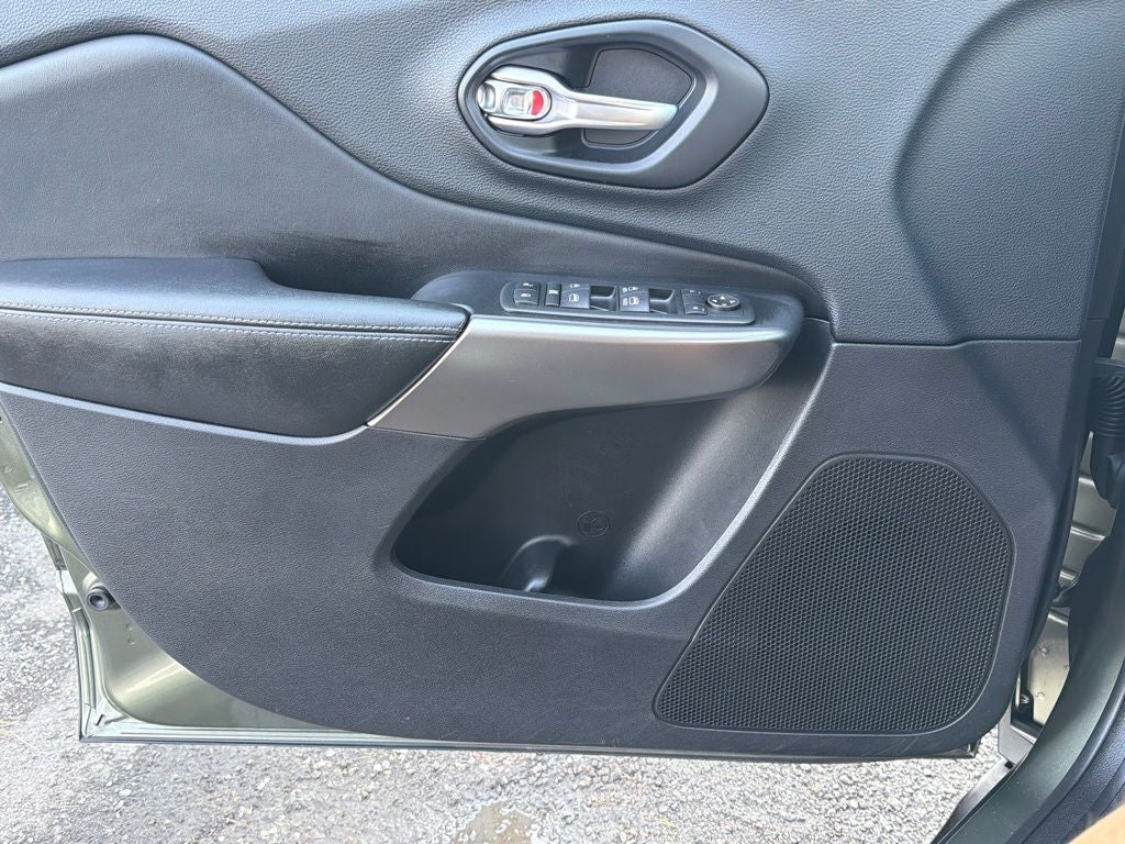 2021 Jeep Cherokee Latitude Plus