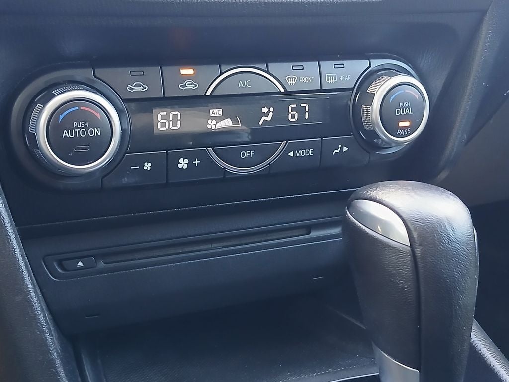 2015 Mazda Mazda3 i Touring